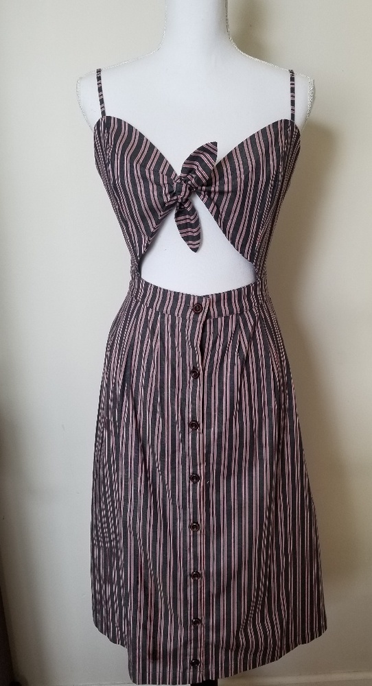Anthropologie Movint tie front button Dress size M